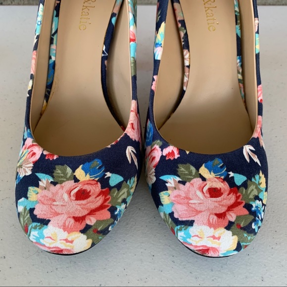 Kelly & Katie Isabel floral round toe pump mint - Picture 4 of 9